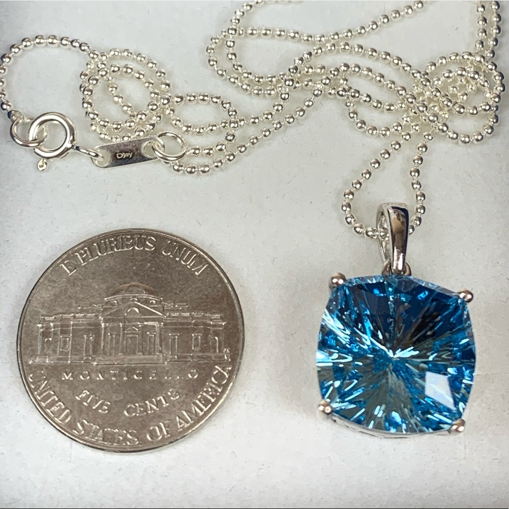 💎Genuine Swarovski Pendant💎 - Picture 8 of 14